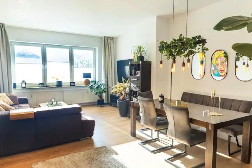 Design Apartment Im Zentrum Von Nienburg! نينبورغ المظهر الخارجي الصورة